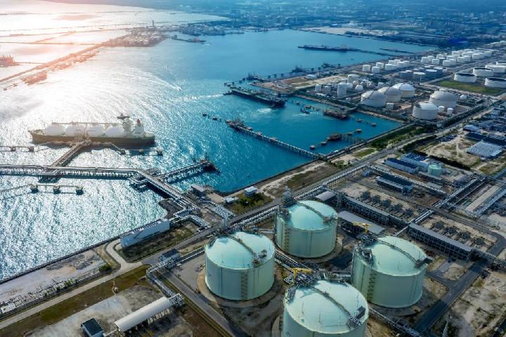 Lingkungan, Sumber Daya Alam, dan Penduduk Negara Belanda: Dinamika Geografis, Ekologis, dan Demografis