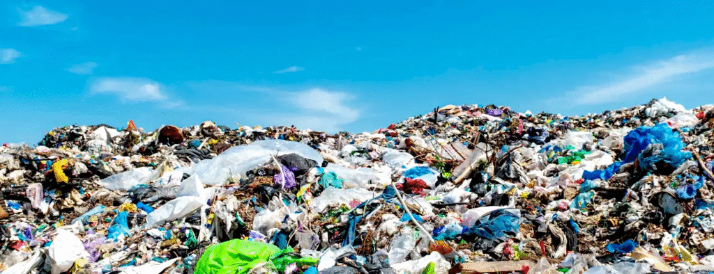 Sampah Plastik Ancaman Nyata Bumi Kita: 7 Fakta Mengejutkan yang Harus Gen Z Tahu di 2025