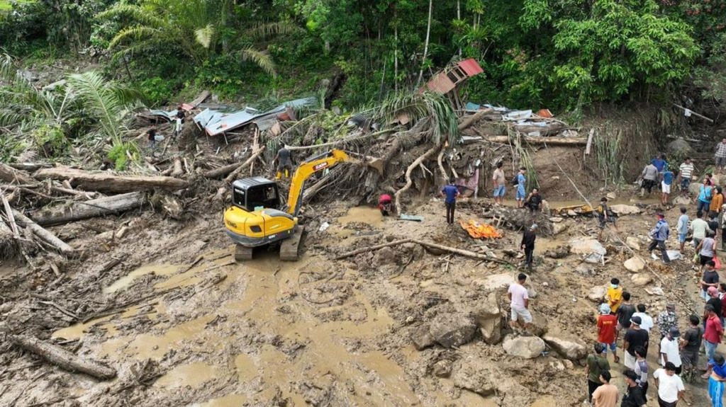Banjir Longsor Sumatra 836 Tewas: Tragedi Ekologis & Harapan Pemulihan Hutan Indonesia"